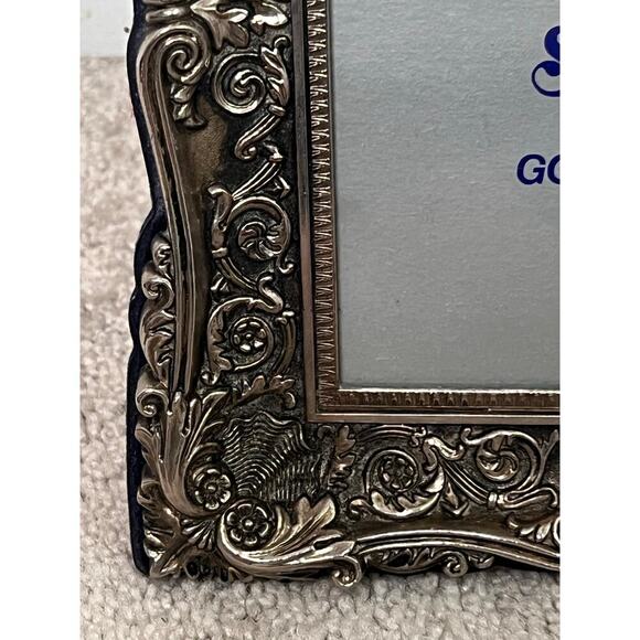 Vintage Godinger Baroque Silver Plated Photo Frame Size 5" x 7" - Picture 2 of 5
